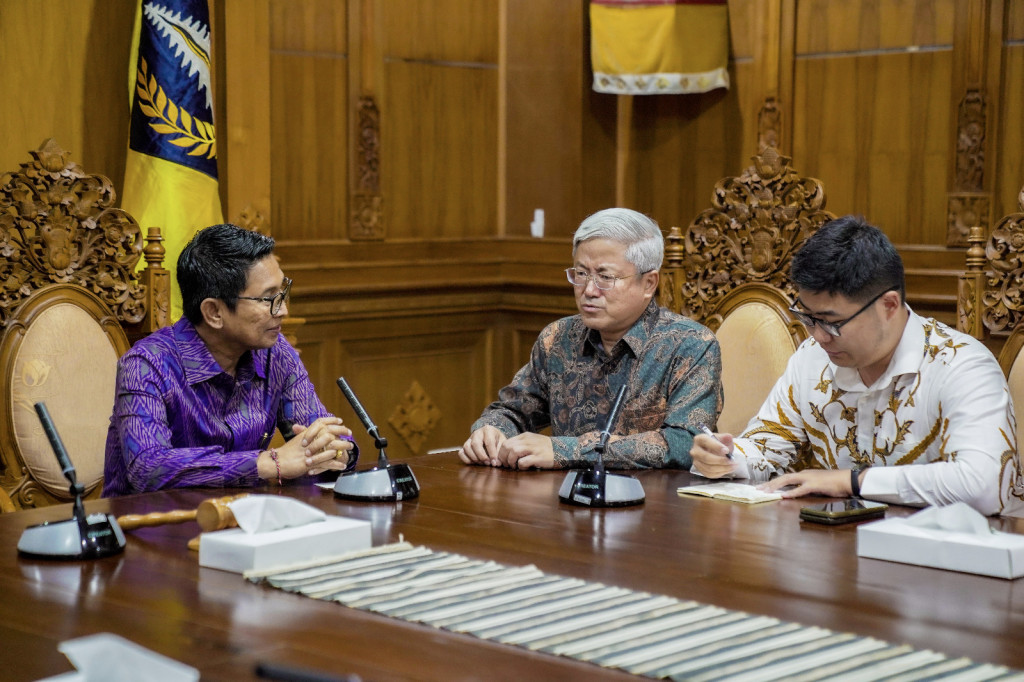 Tingkatkan Kerja Sama Strategis antara Kabupaten Badung dan Tiongkok